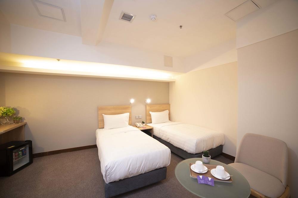 Minimal Avenue Khách sạn 3*